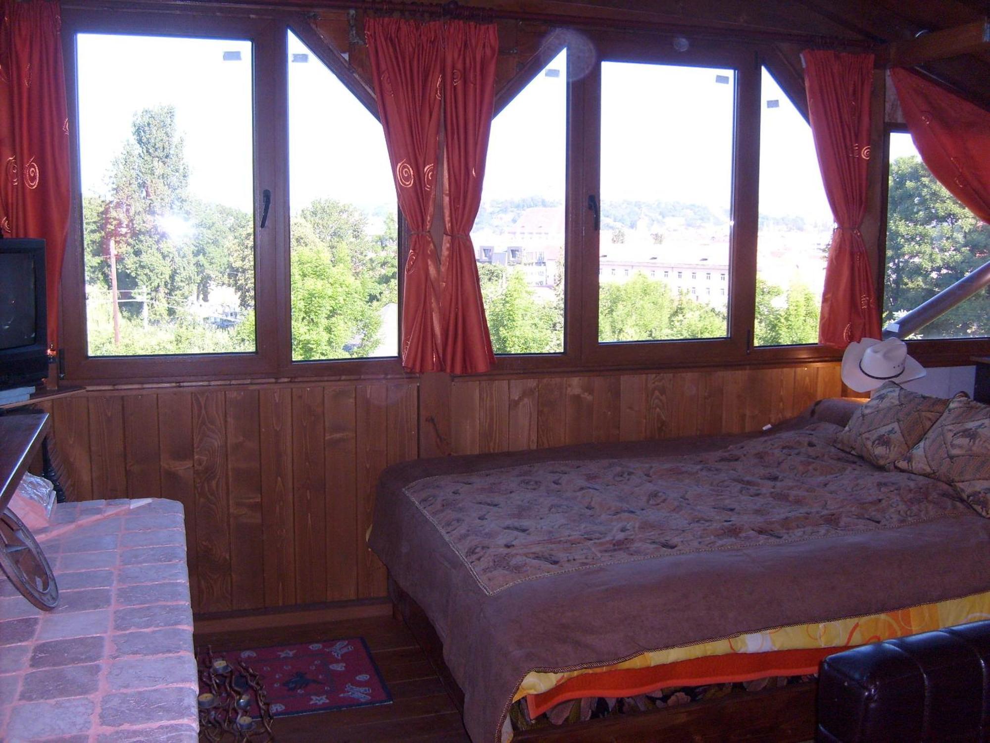 كلوج-نابوكا Transylvania Cowboy Cottage المظهر الخارجي الصورة